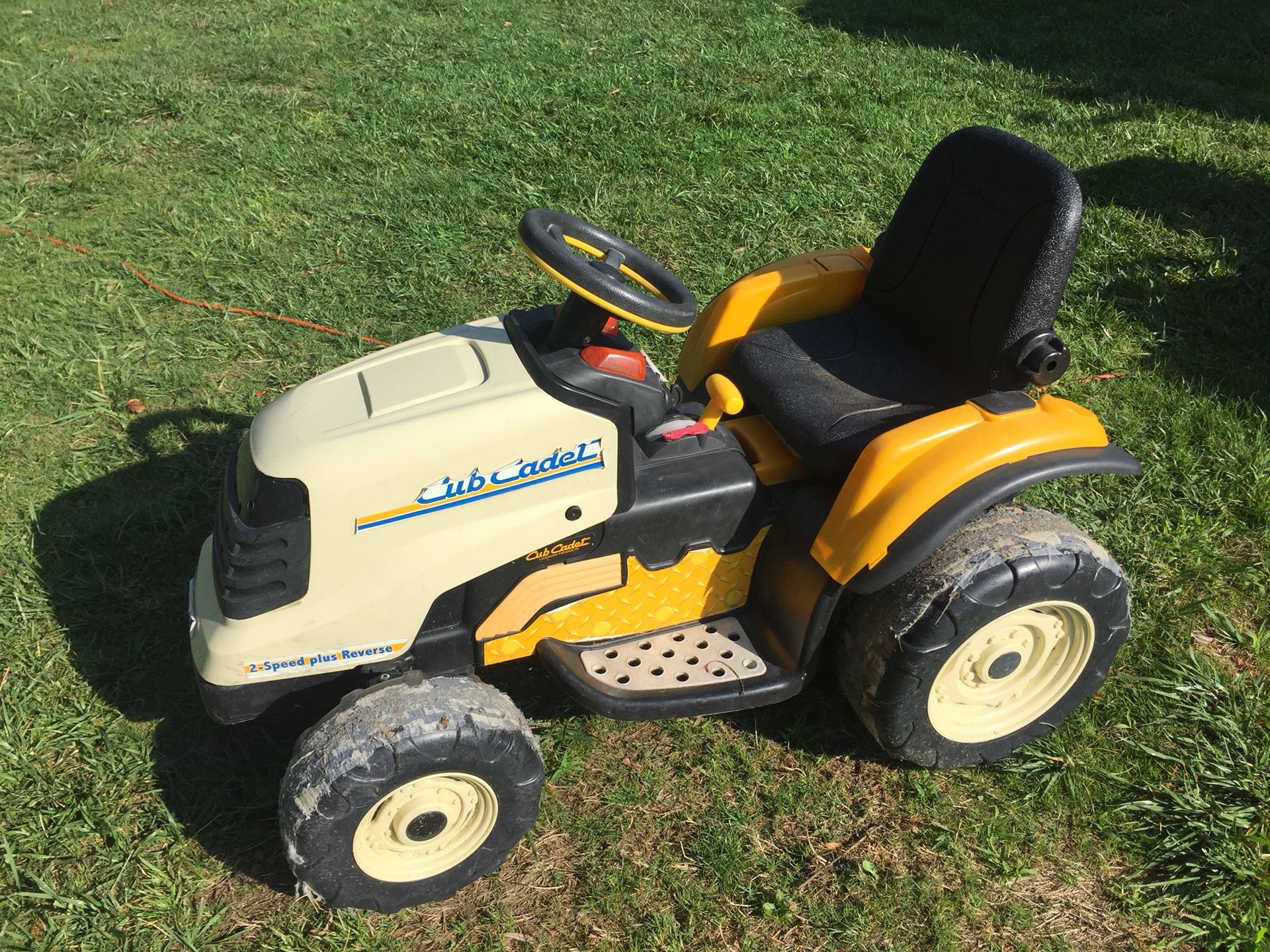 Power wheels peg Perego cub Cadet