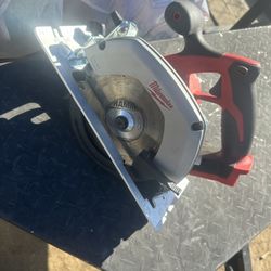 Milwaukee Circular Saw