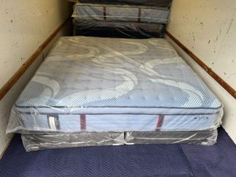 NEW - Sealy Posturepedic Pro King Mattress - Delivery Available 