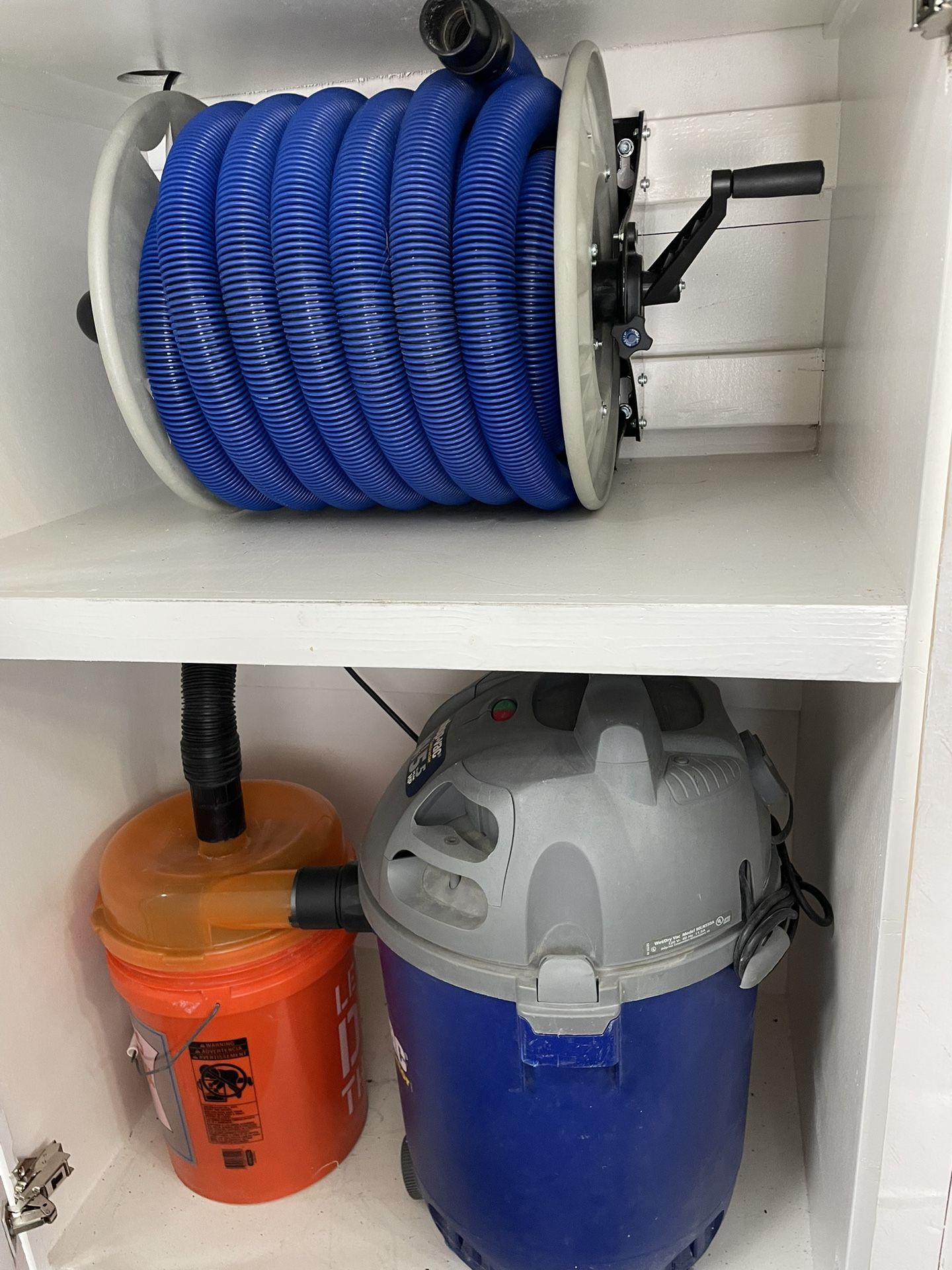 Shop Vac, Hose, Reel -- full set up