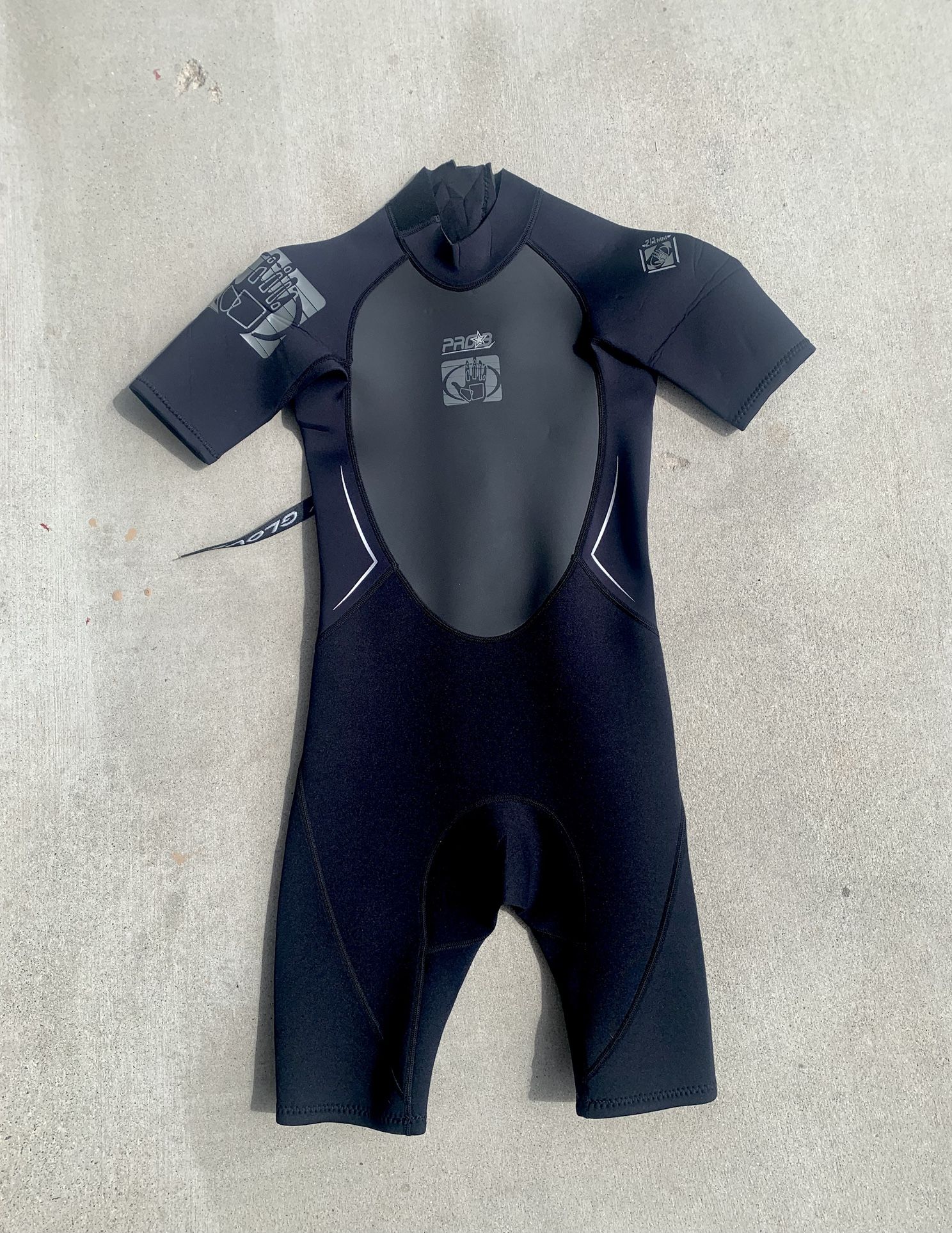 BODY GLOVE • YOUTH WET SUIT