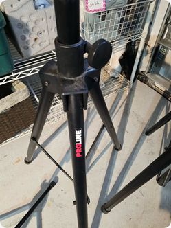 Tripods for a musical band - some ProLine