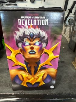 MOTU Evilyn action figure