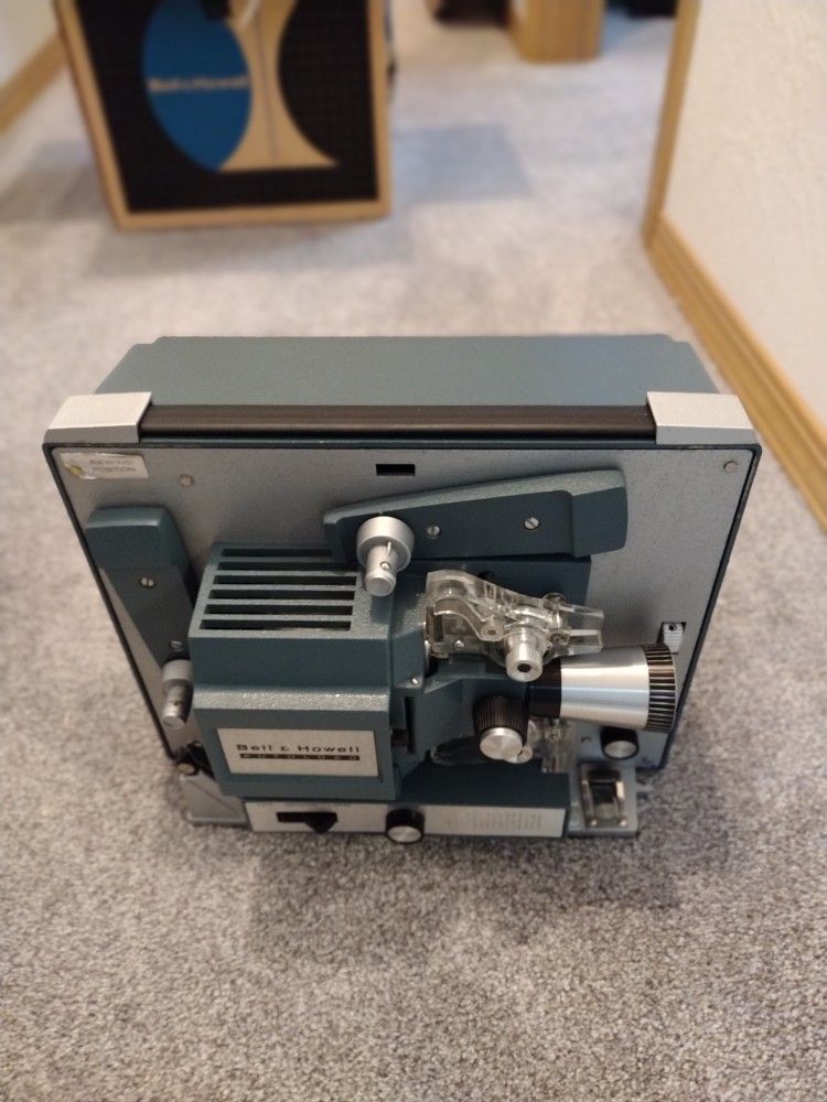 Bell & Howell Model 357z Autoload Super 8mm Movie Projector
