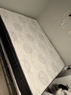 Full mattress