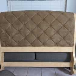 Solid Wood Bed Frame(Queen)