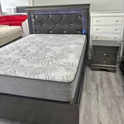 Queen Bedroom Set New Crystal Knob Alligator Skin Design 4 Pcs