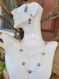 Sterling Silver 925 Necklace And Earrings Set with Grey Pearls