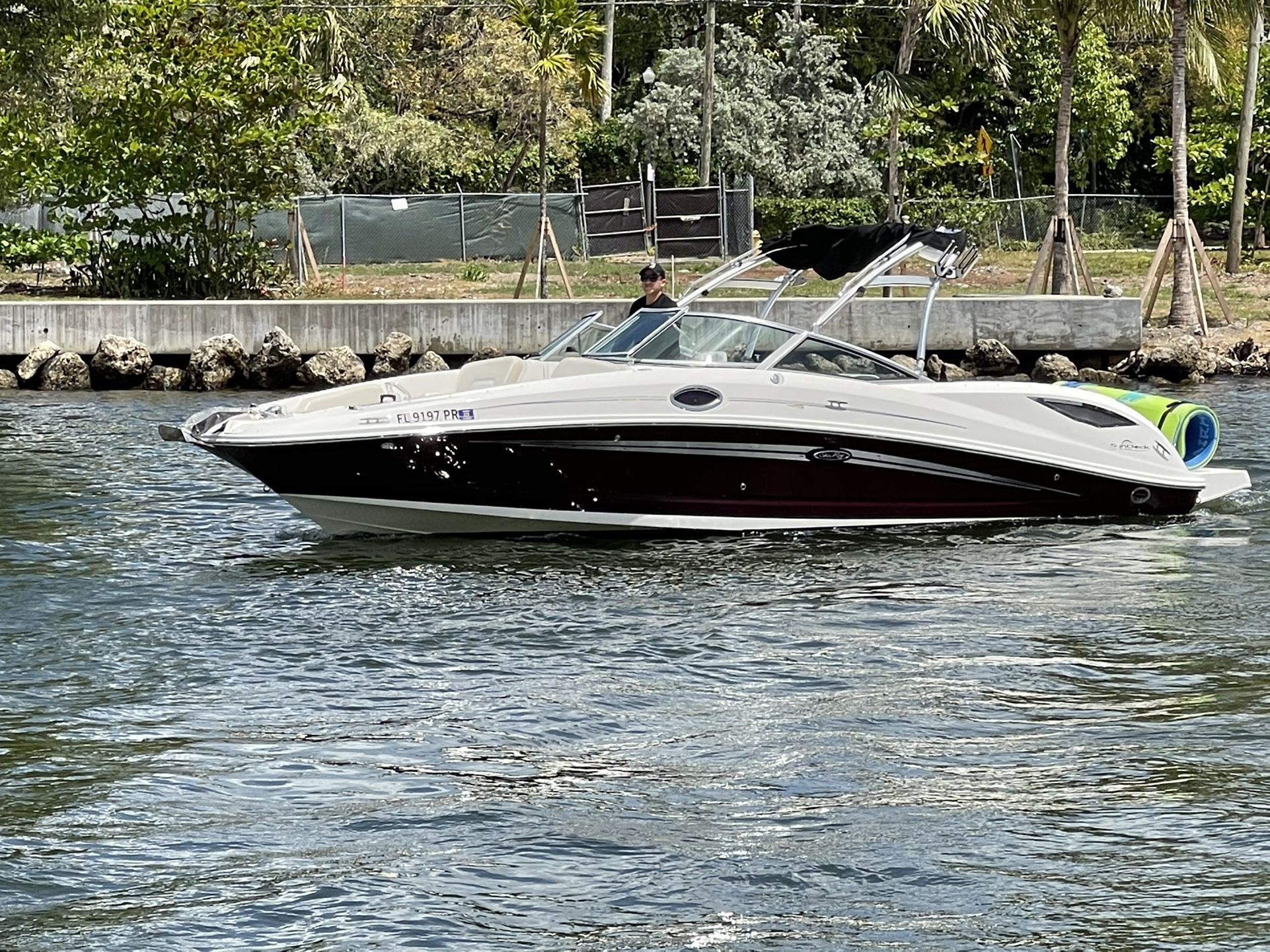 Photo Boat Rent