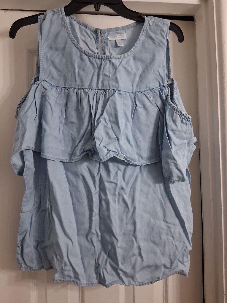 Light blue cold shoulder blouse like new-large