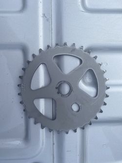 33T Front sprocket off GT Pro Series 29 BMX