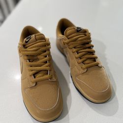 Nike Dunks