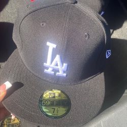 Fitted Caps Size 7 1/2