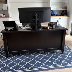 FREE Large Executive Desk