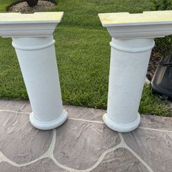 Foam Pillars