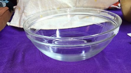 Vintage Duralex Glass Mixing Bowl 8” Diameter Made In France CR5P061