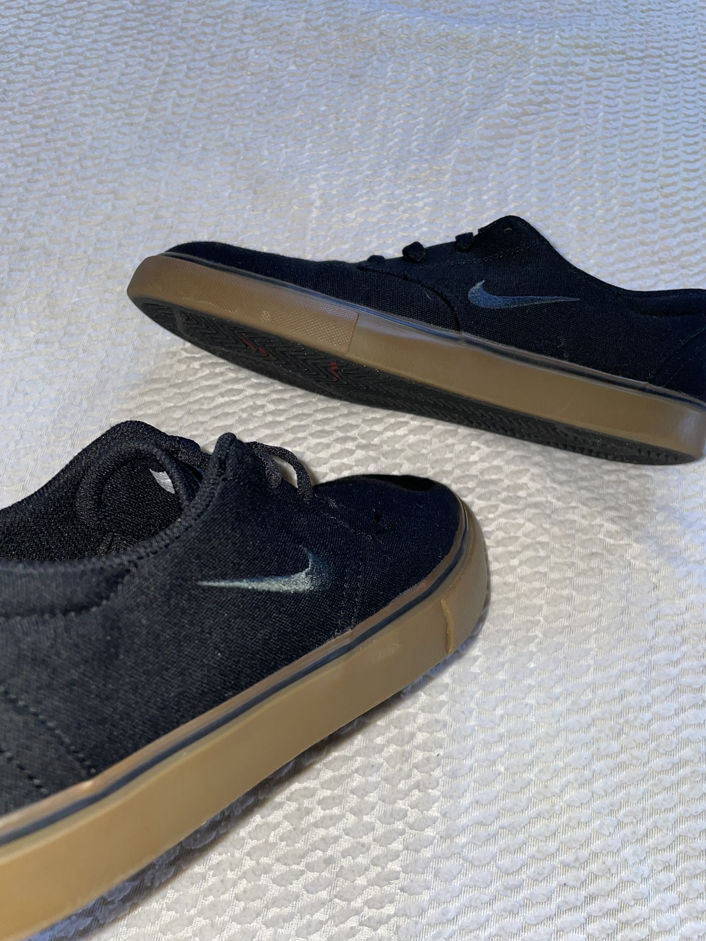 Nike SB Clutch
