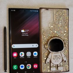 SAMSUNG GALAXY S22 ULTRA 5G 128 GIGABYTES IN BLACK COLOR, PHONE IS UNLOCKED FOR ANY COMPANY CARRIER 