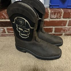 NWOT Men’s Ariat Boots 