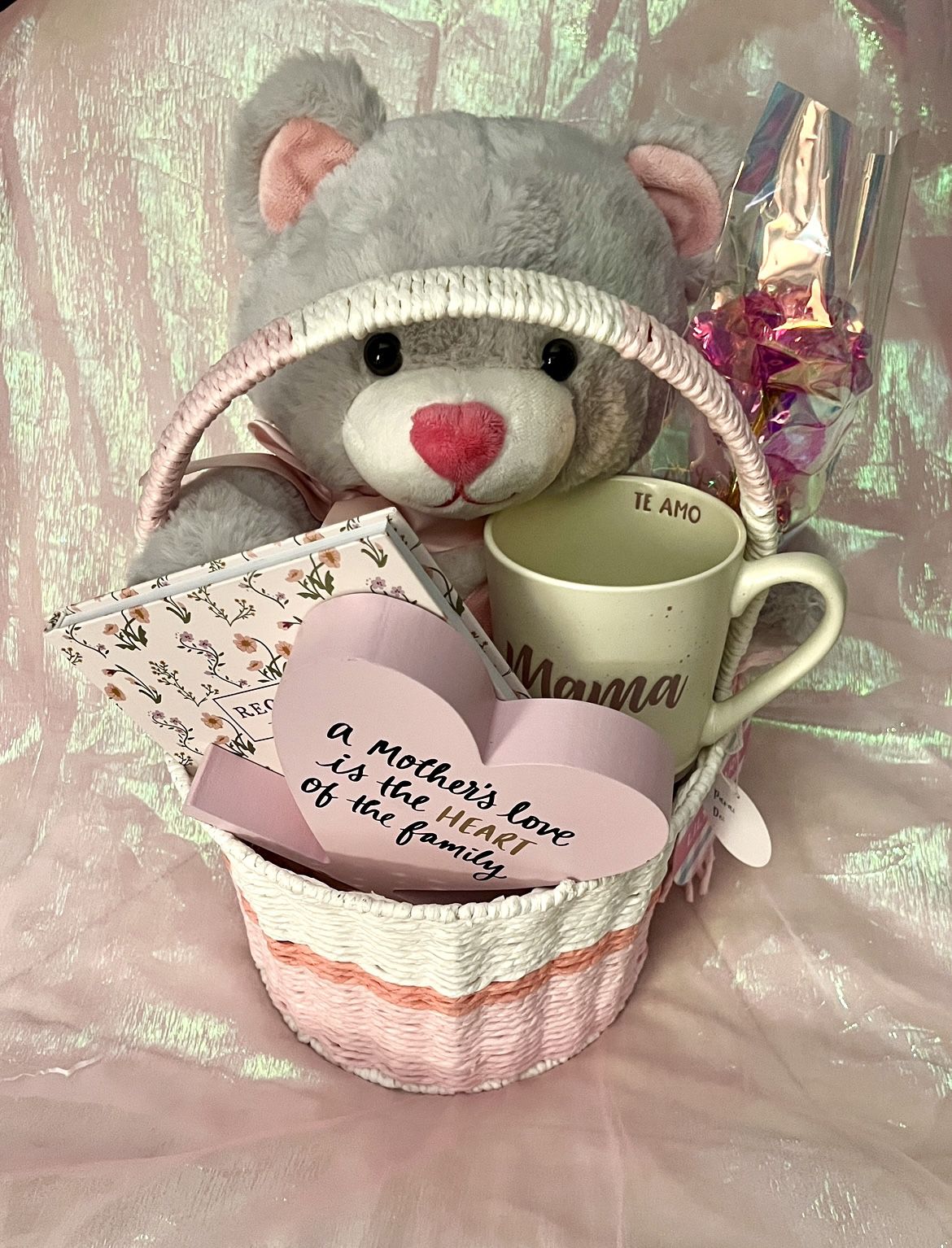 Mothers Day Teddy Bear Gift basket 