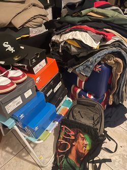 Shoe and clothes  bundle