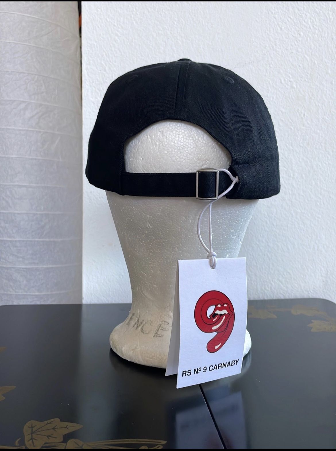 NWT* Authentic Rolling Stones Classic Logo Black Baseball Cap With Bag