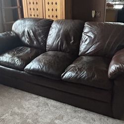FREE La-Z-Boy Leather Sofa – You Pick Up