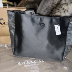 Authentic Coach Tote NEW