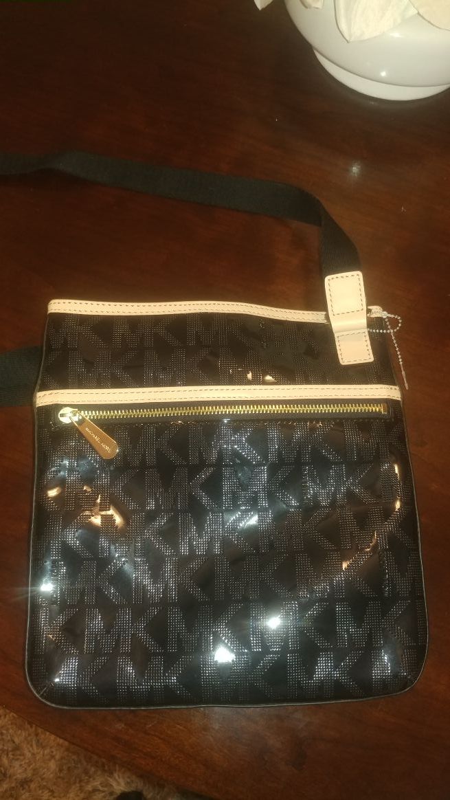 Michael kor bag