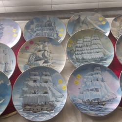 Collectors Plates  Set Of -(12) Legendary Of The Seas