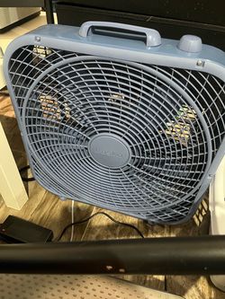 Lasko Fan Blue
