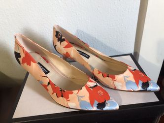 Nine West colorful shoes , size 6.5