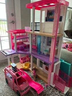 Barbie Doll Dreamhouse