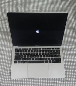 Apple MacBook Air 13 in screen 2018