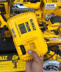 Dewalt yellow charger
