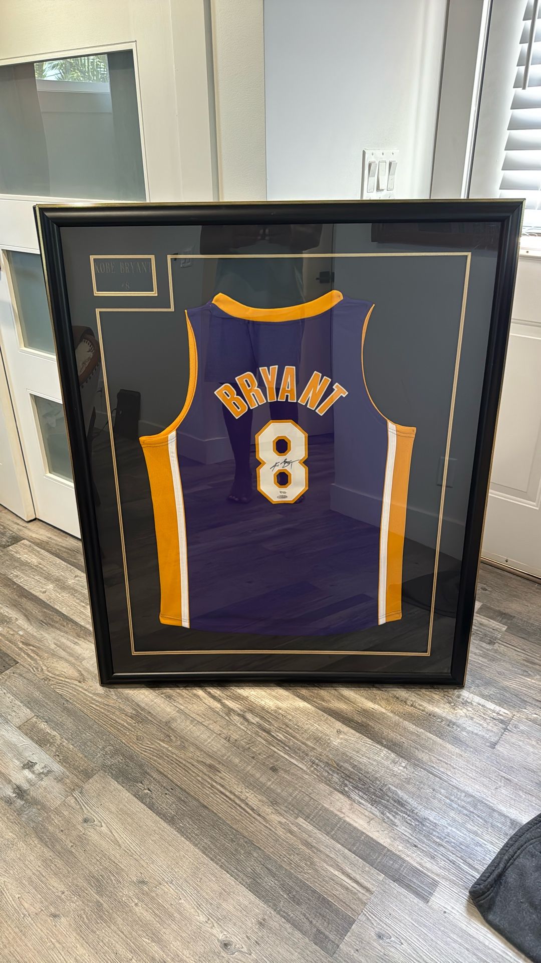 Autograph Kobe Bryant Jersey Number Eight