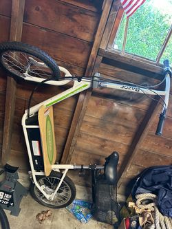Electric scooter with seat