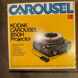 Kodak Carousel 850H Slide Projector