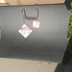 Art Portfolio by Angler's Roslyn Brand New