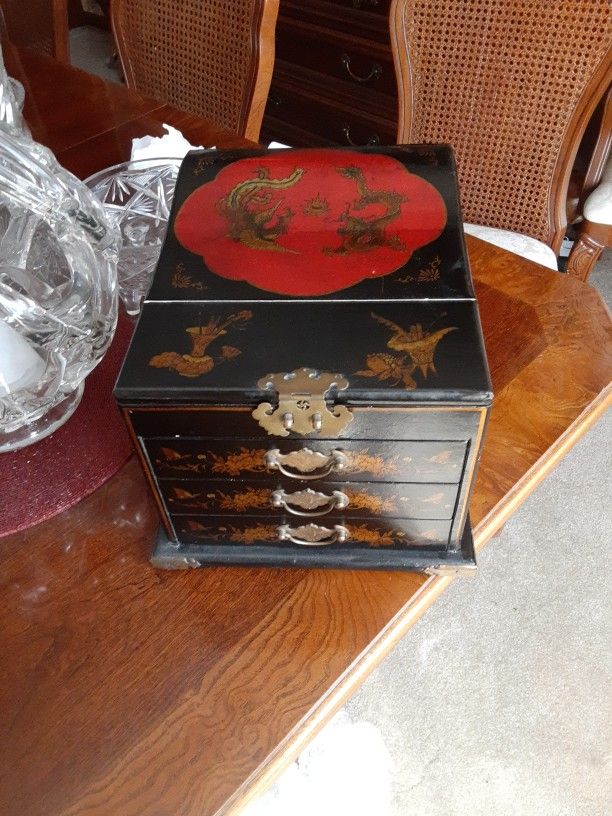 Pre-owned Vintage Oriental Jewelry Box