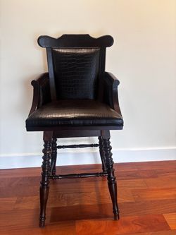 Tall Bar Stool with Arms Dark Wood & leather