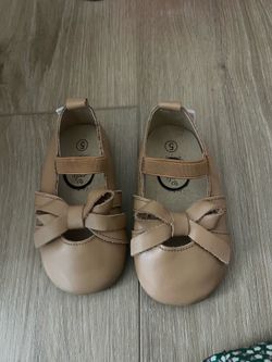Little love bug baby shoe