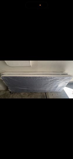 Split wooden box springs
