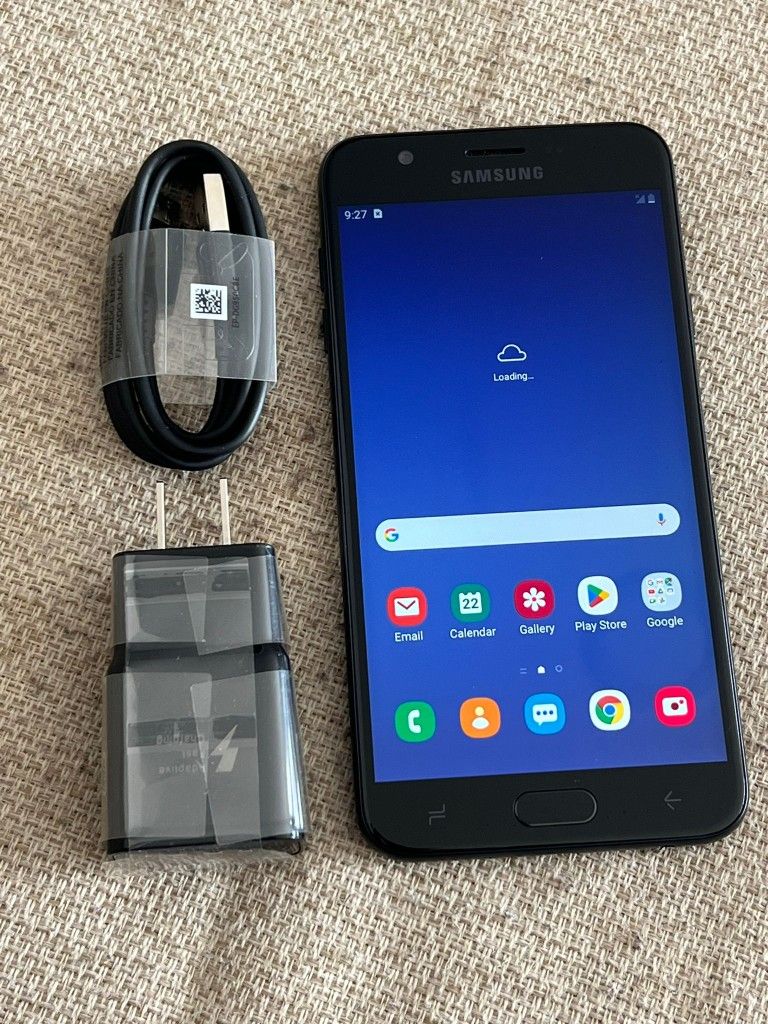Samsung.. Galaxy.. J7 Factorý  Únlocked.. Excellent Condition..