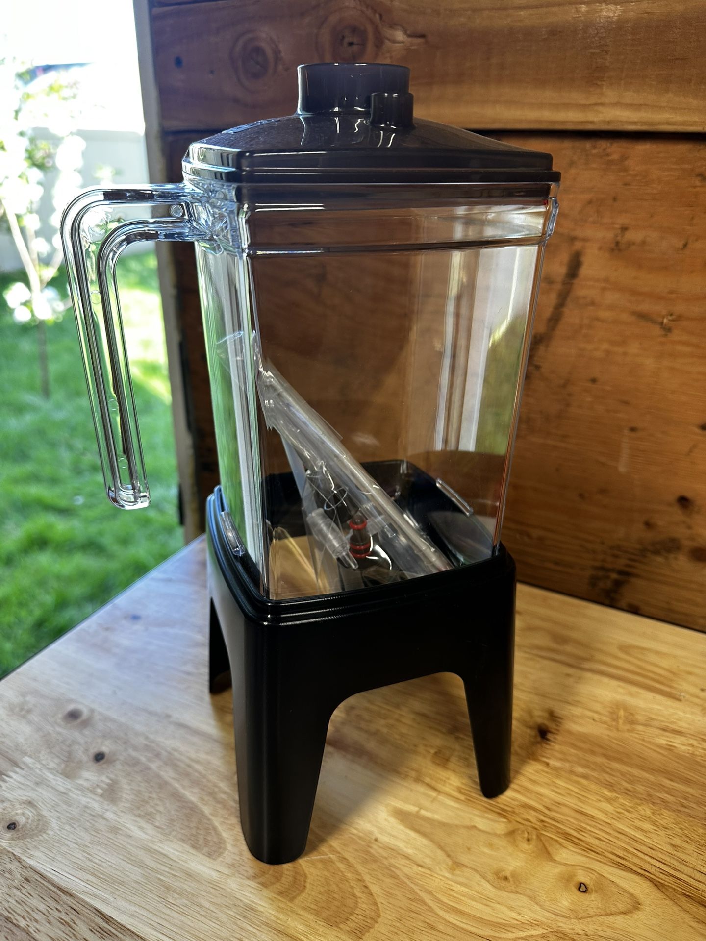 Ziss Brine Shrimp Hatchery