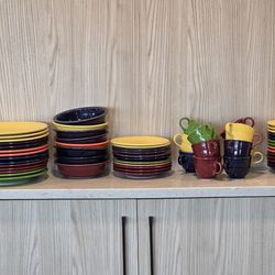 FIESTAWARE - 70 PCS, MANY COLORS