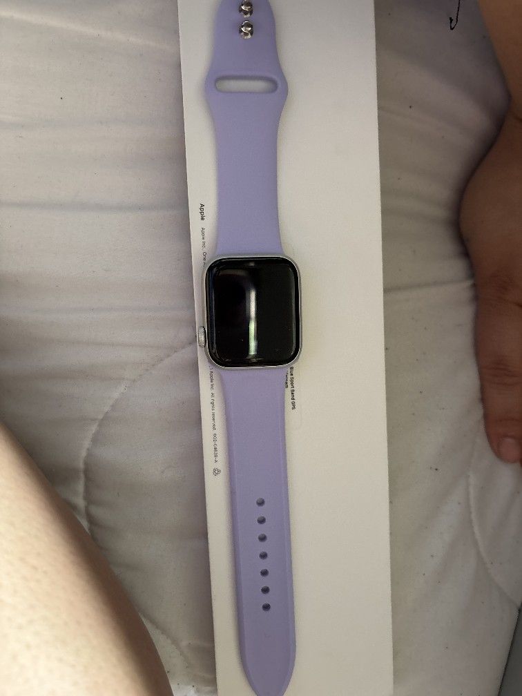 Apple Watch SE Never Used