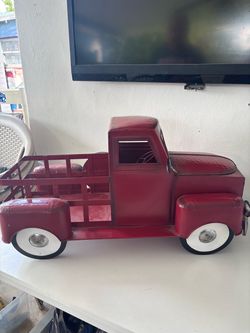 Vintage Red Metal Pickup Truck Decor