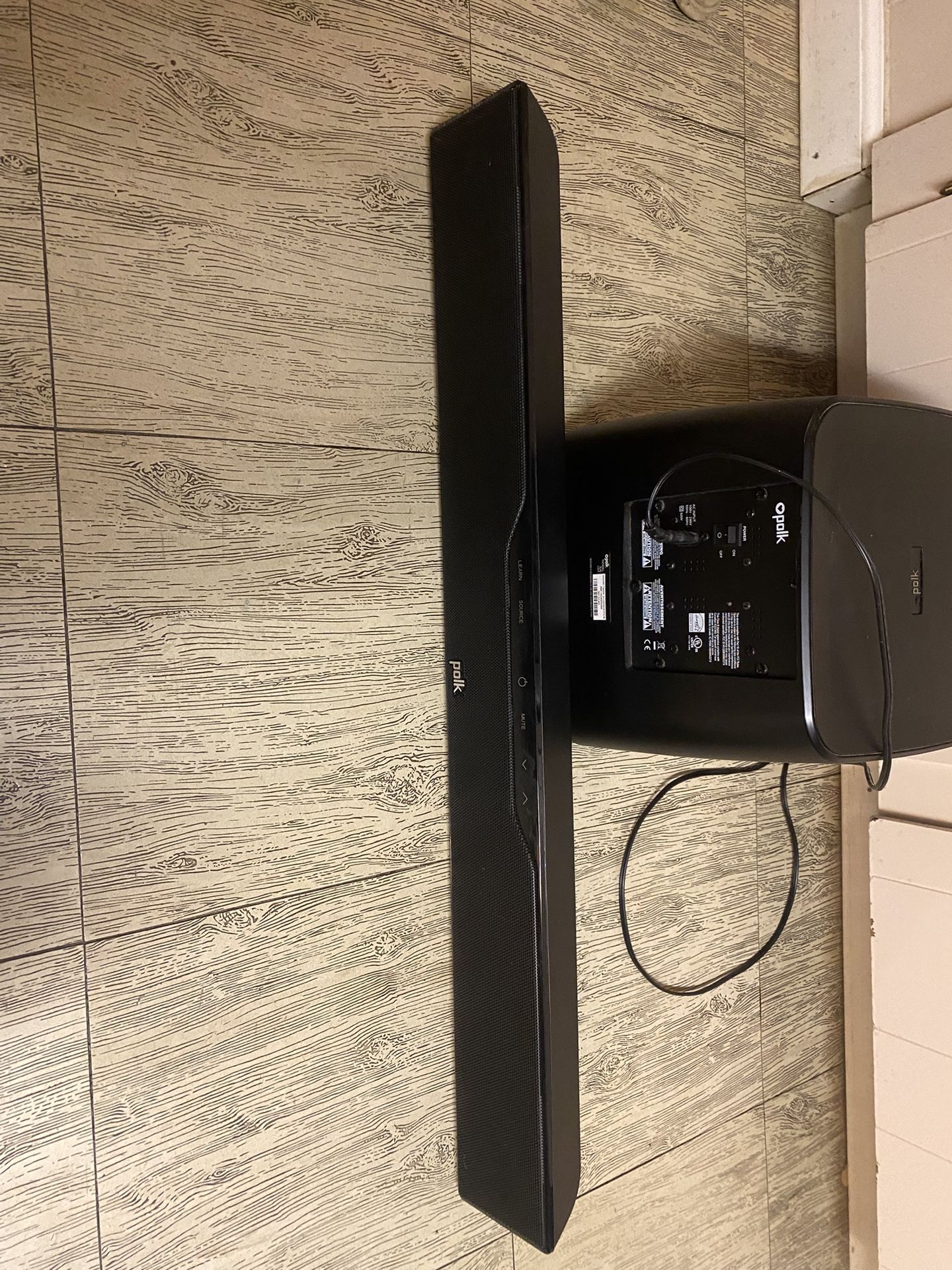 Polk Audio Soundbar And Wireless Sub