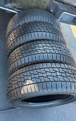 225 55 18 Falken I'm selling this set of tires with 80% life left on all 4